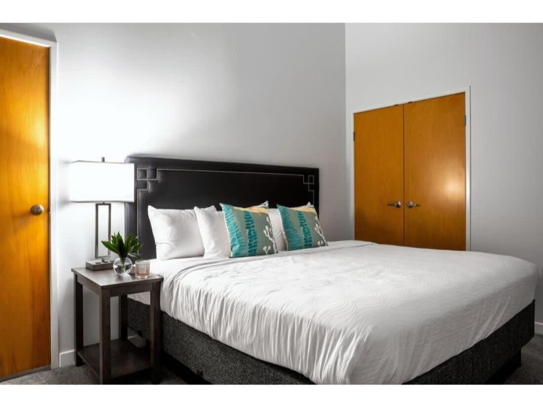 Bold 2Br 2Ba In The Block Apartment By Cozysuites! Indianápolis Exterior foto